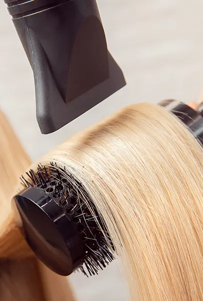 La selection de brosses coiffantes pour chaque type de cheveux
